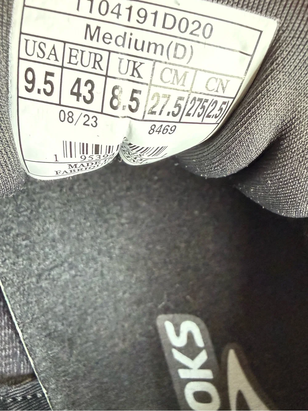 Brooks Glycerin 21 Triple Black 110419 1D
020 Medium Men's Size 9.5 New - Picture 8 of 8